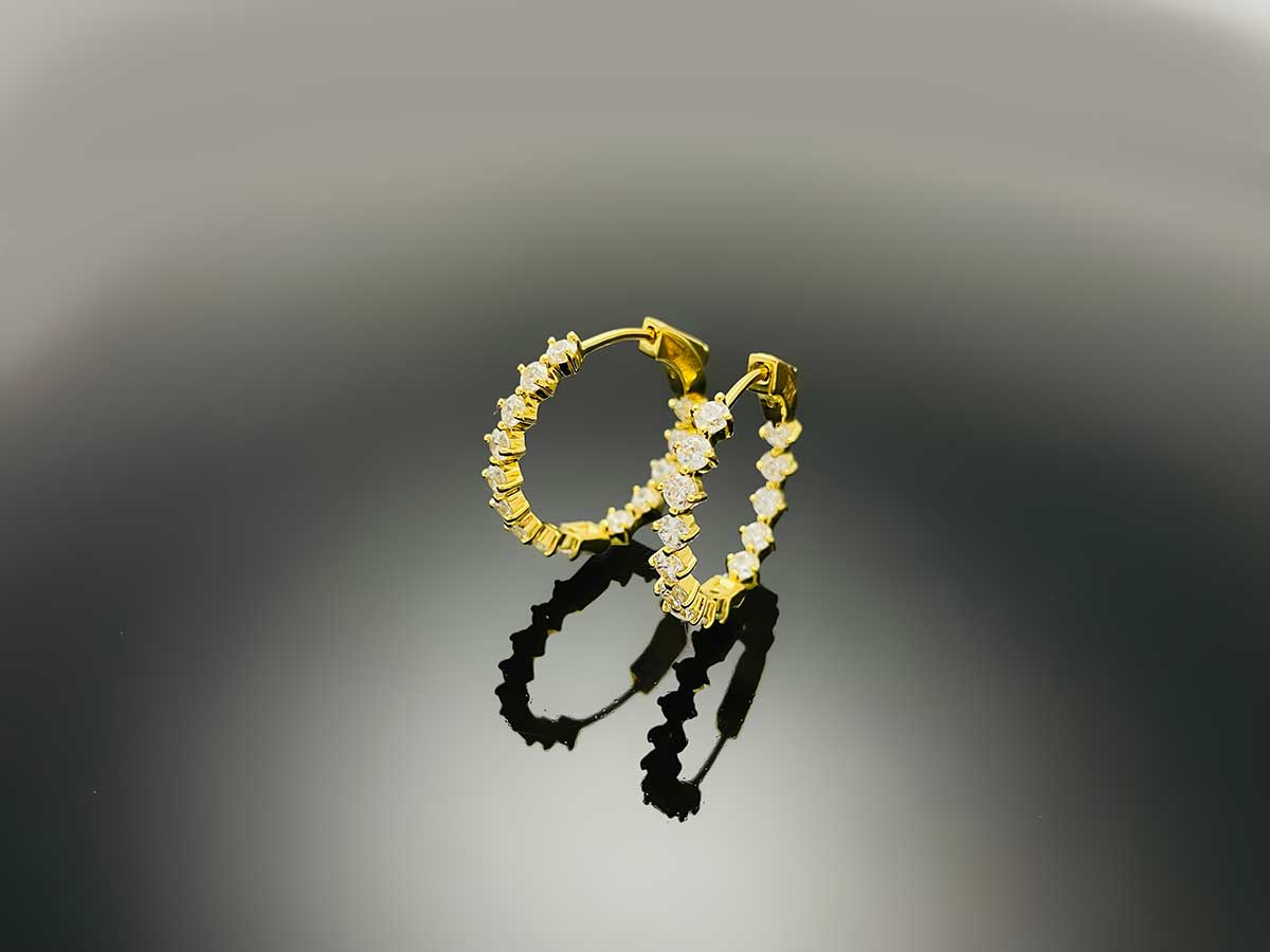 compass-earrings-yellow-gold-3mm-26mm-1_041302.jpg