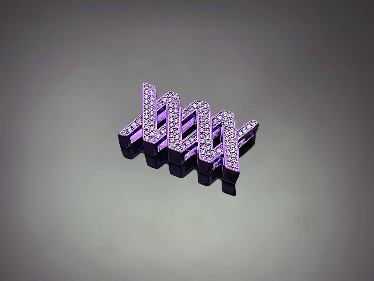 WOOING-Logo-box-pendant-purple_022839.jpg