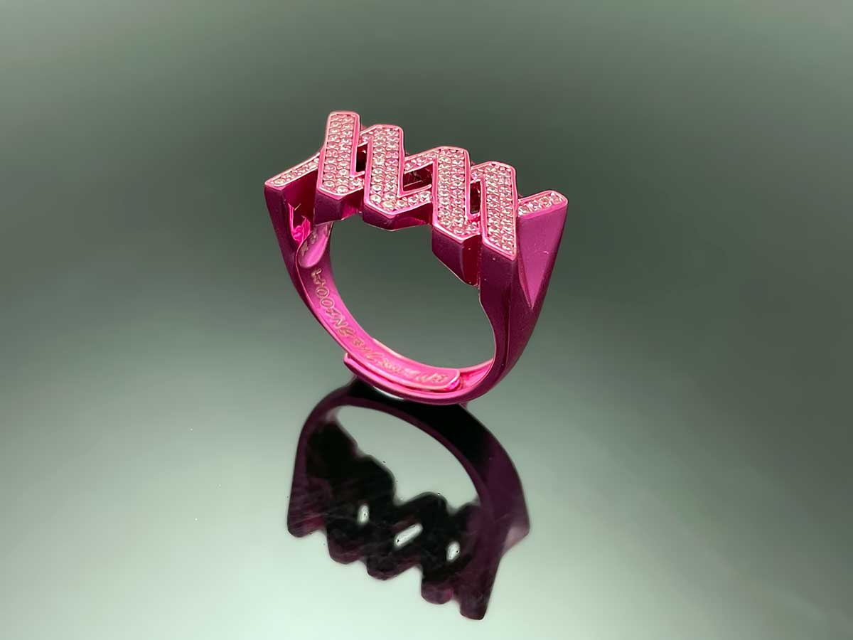 Wooing-Logo-Ring-Pink1_192936.jpg