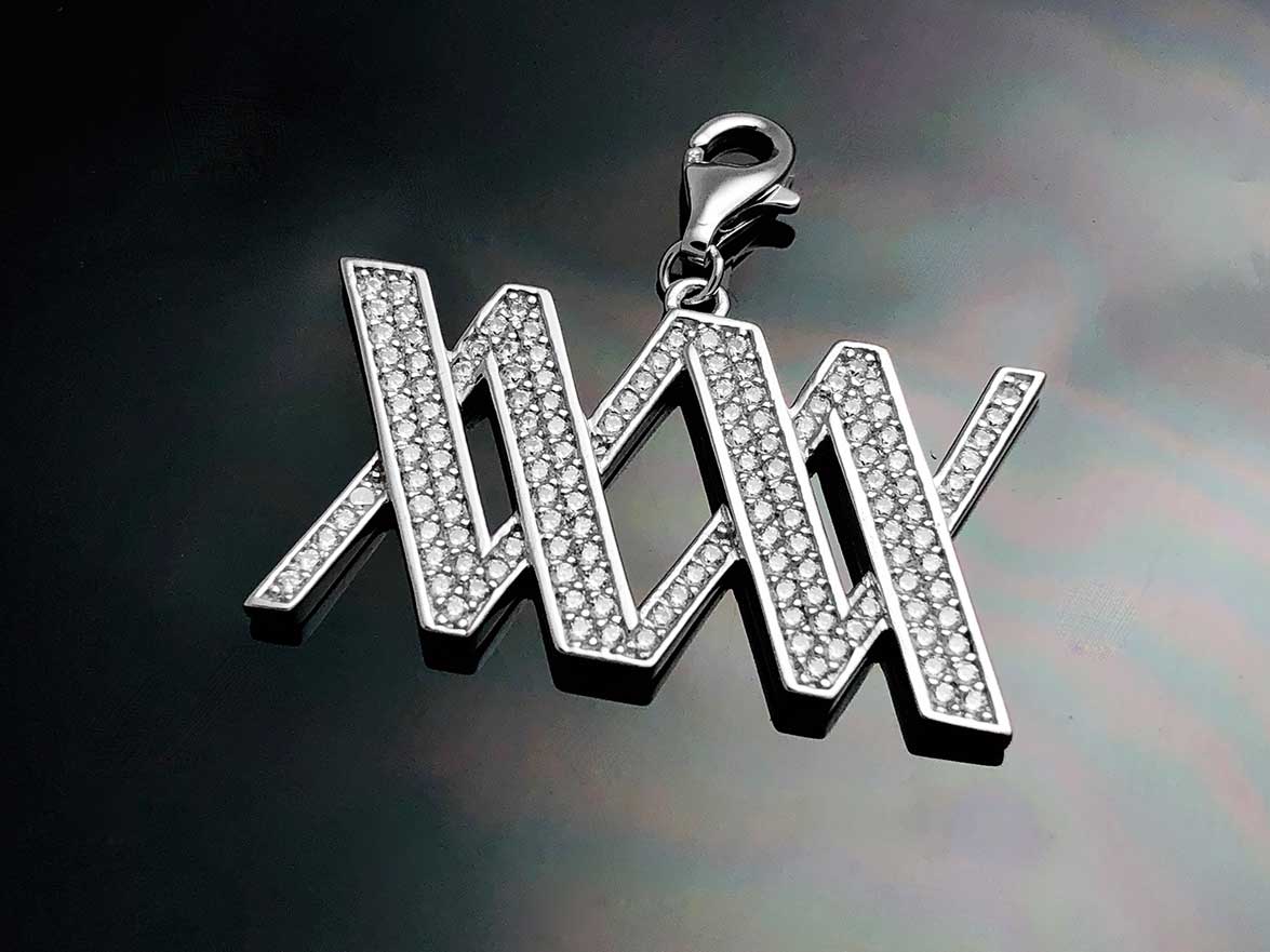 WOOING-logo-pendant_042807.jpg